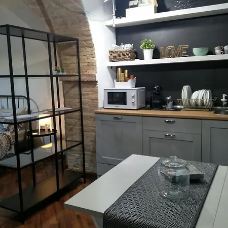 Piccolo Loft Del Borgo Отель типа 