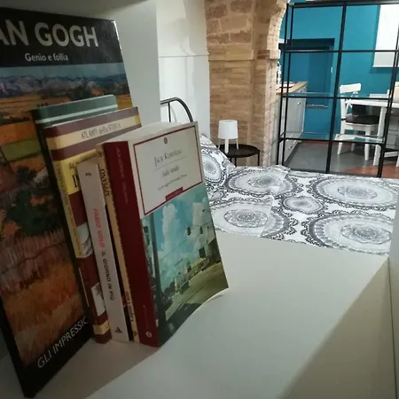Piccolo Loft Del Borgo Λαντσιάνο